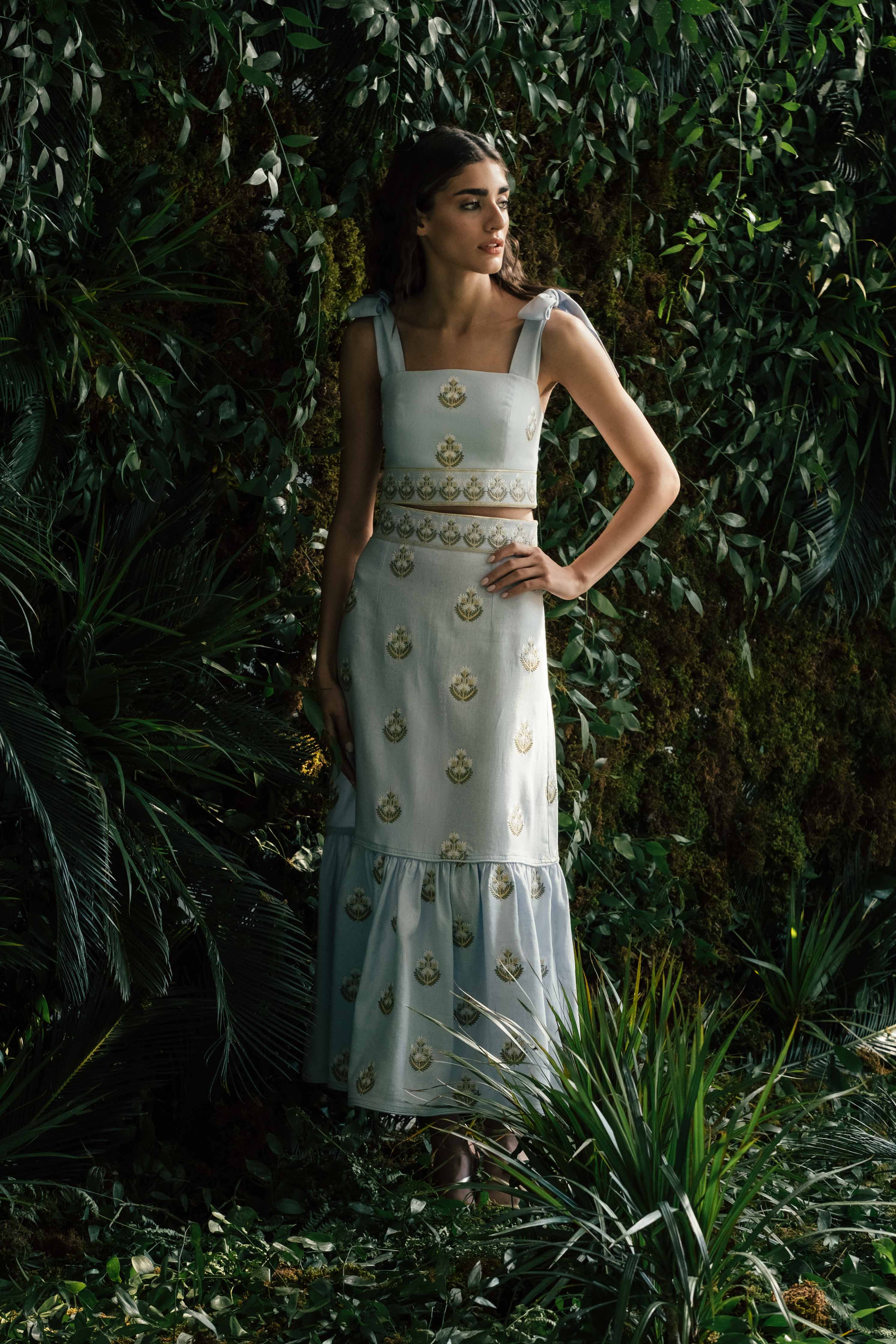 Begum Crop Top - Light Blue & White - Image 3