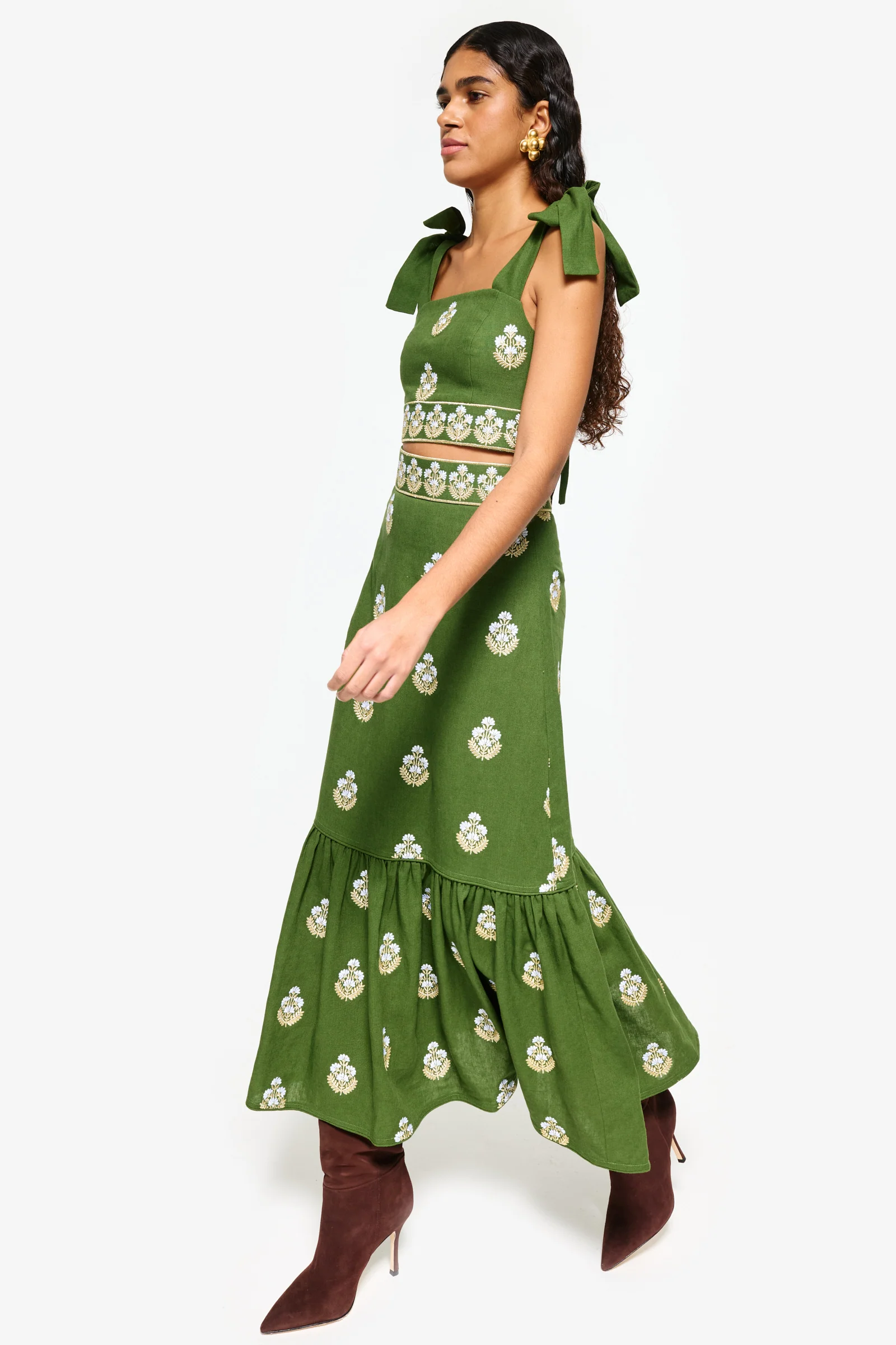 Exclusive Begum Set - Image 3