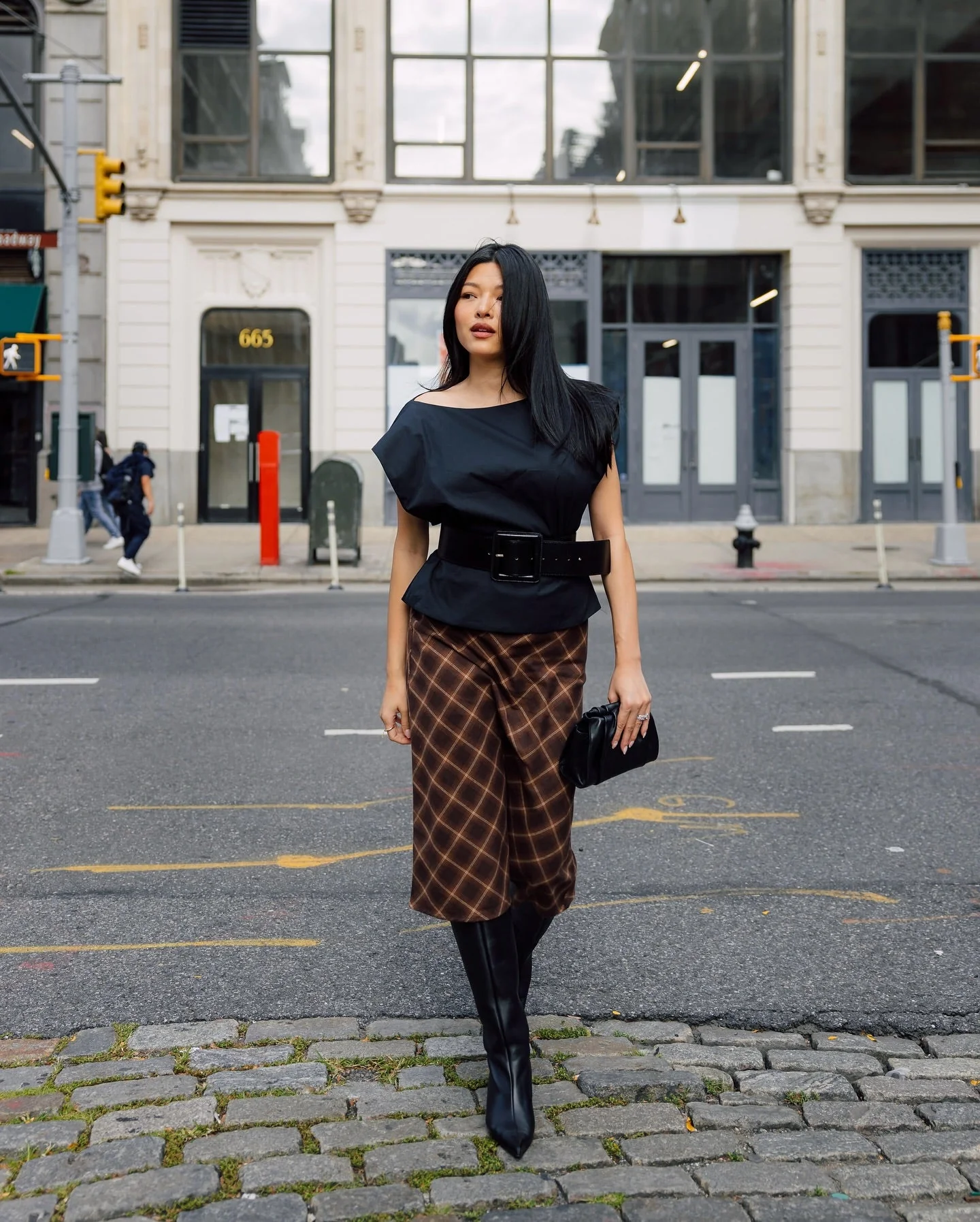 Odette Knee - Image 15