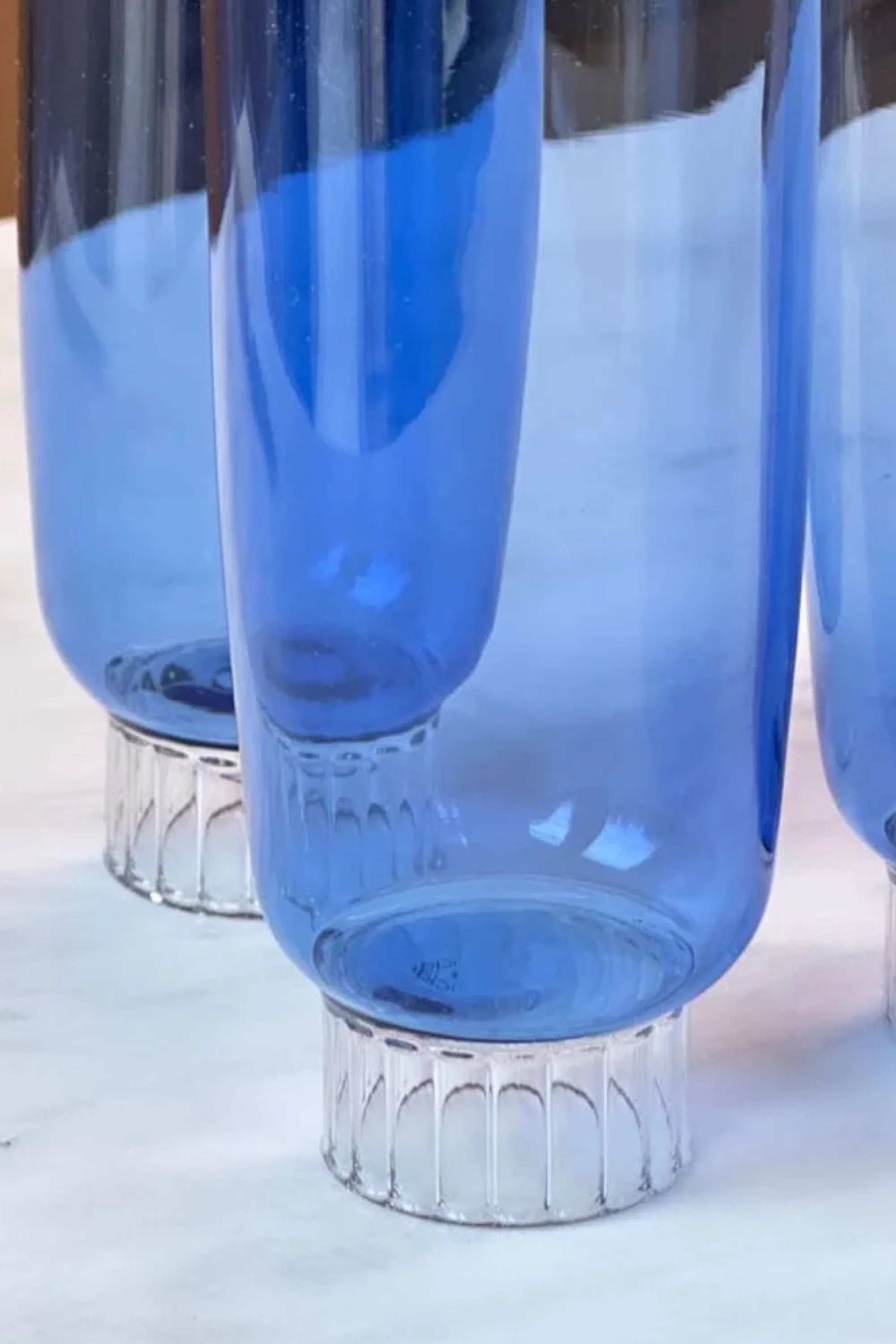 Romantic Champagne Flutes - Blue - Image 3